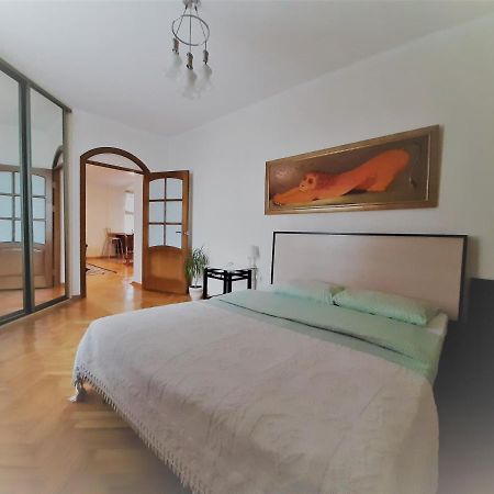 Apartment On Myasnikova 34 Minsk Exteriér fotografie
