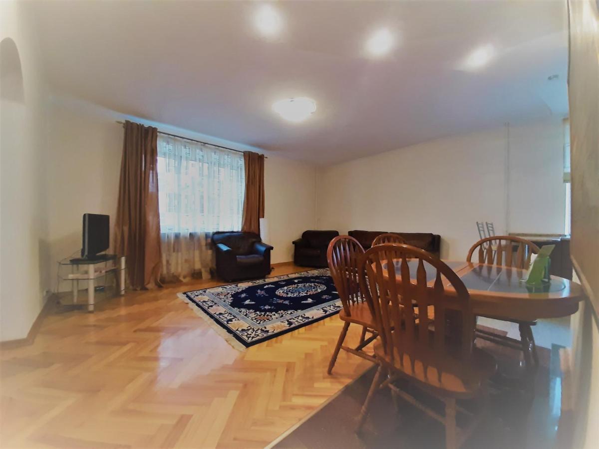 Apartment On Myasnikova 34 Minsk Exteriér fotografie